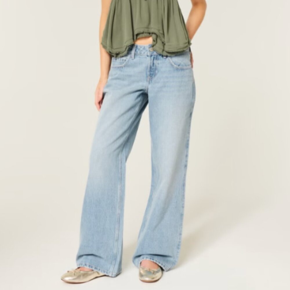 Hollister Low Rise Baggy Jeans 6 R Light Wash